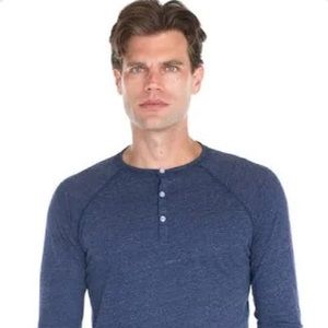 Navy longsleeved Henley